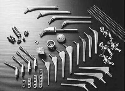 Nature子刊 钛合金作为“金属骨头”可加速骨骼再生，引领新型金属功能材料革命